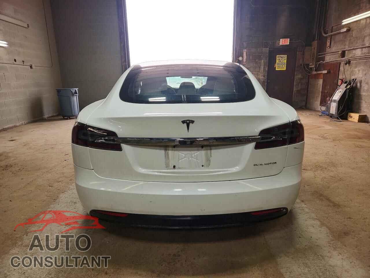 TESLA MODEL S 2019 - 5YJSA1E28KF340099