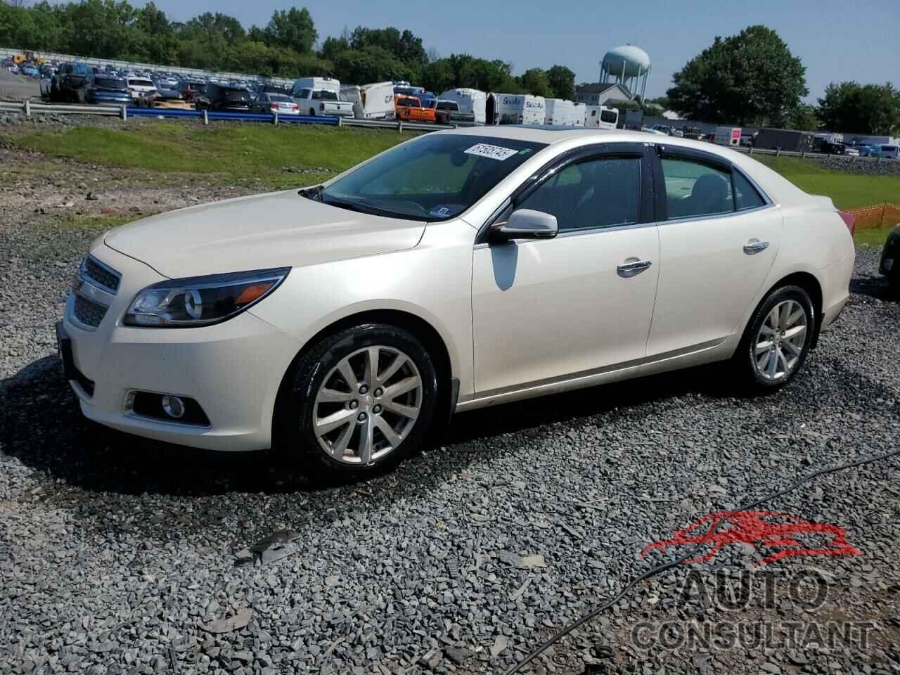 CHEVROLET MALIBU 2013 - 1G11H5SA8DF347054