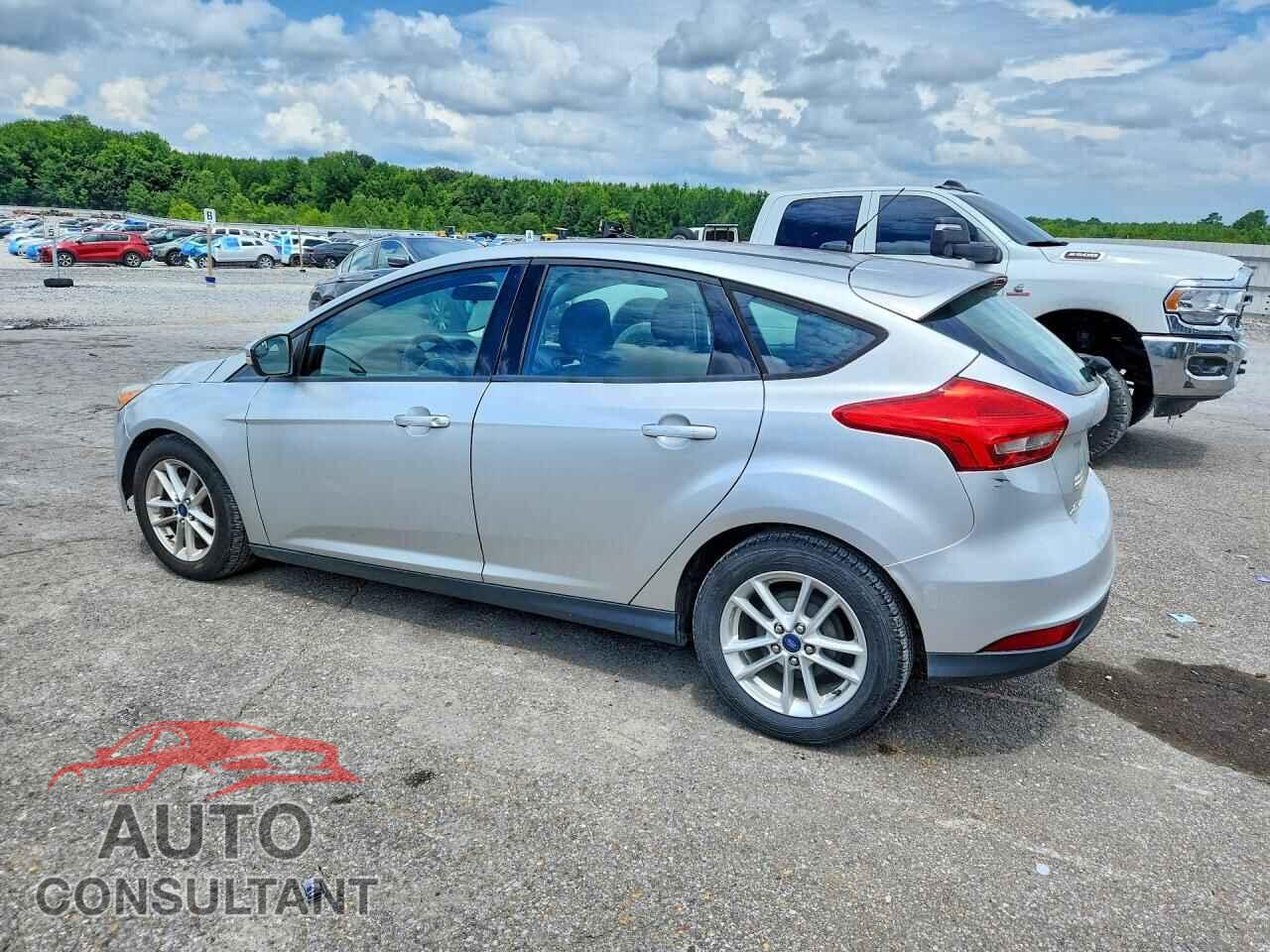 FORD FOCUS 2015 - 1FADP3K21FL381870