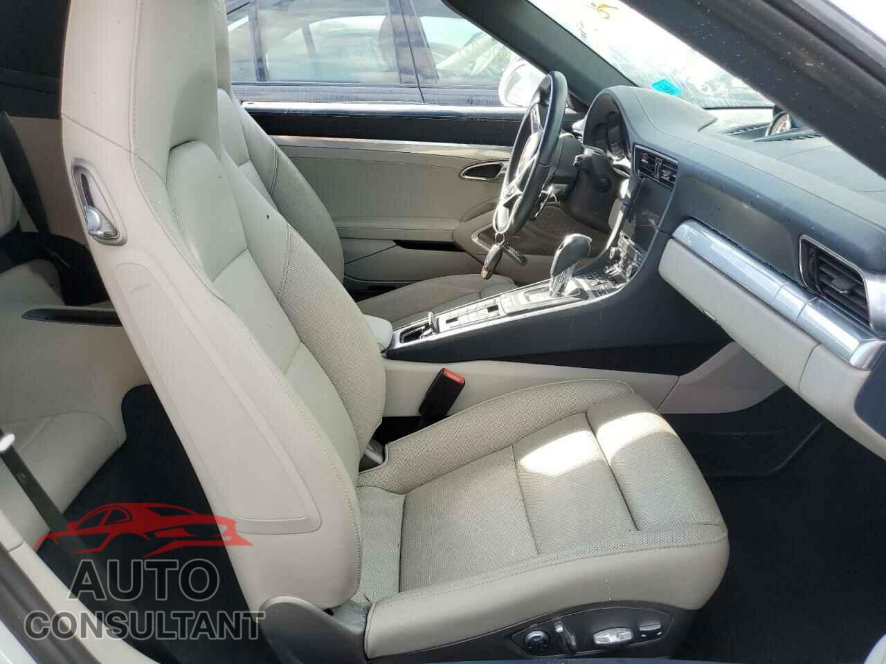 PORSCHE 911 2017 - WP0CD2A93HS178172