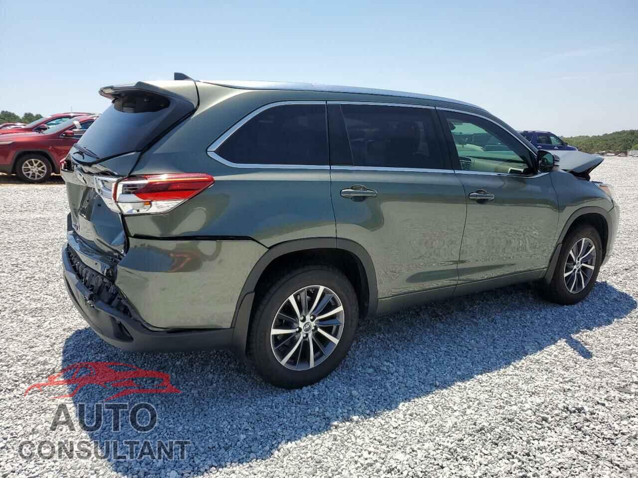 TOYOTA HIGHLANDER 2017 - 5TDKZRFH6HS221787