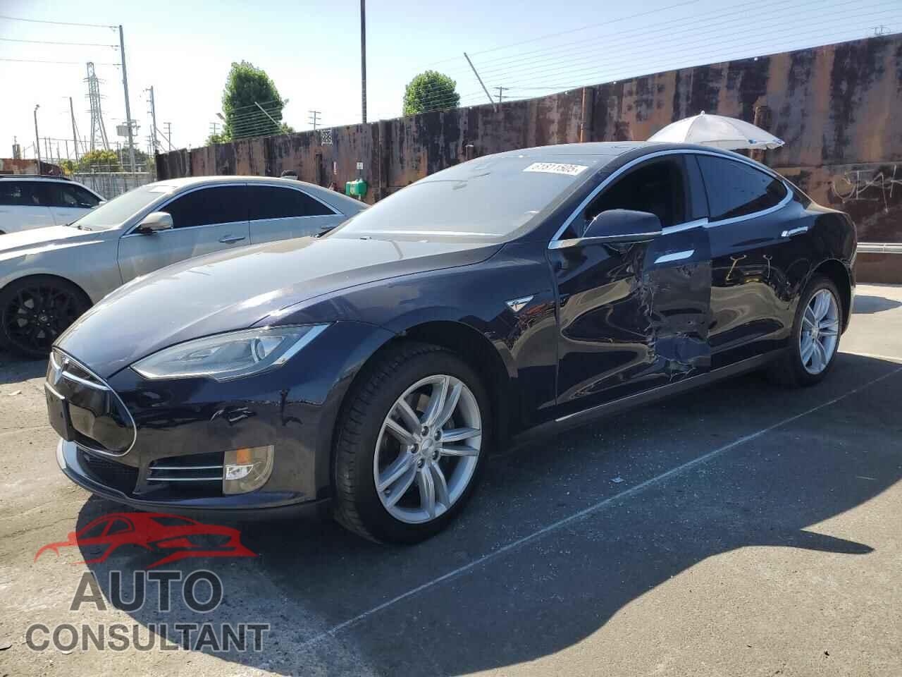 TESLA MODEL S 2015 - 5YJSA1S17FF081414