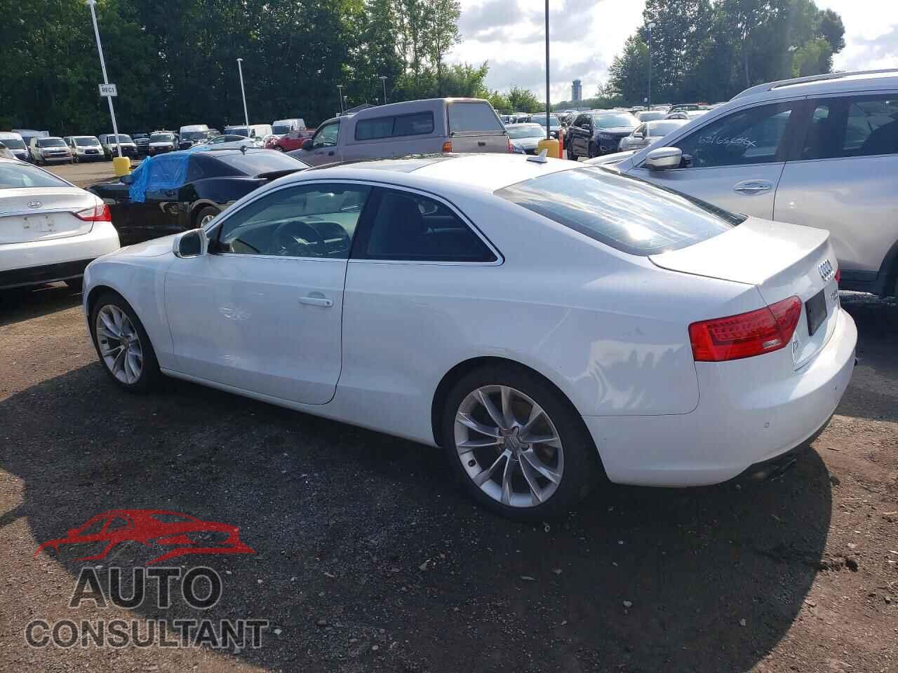 AUDI A5 2013 - WAULFAFR2DA053495