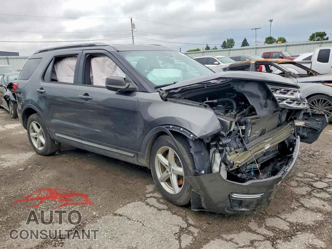FORD EXPLORER 2018 - 1FM5K7D82JGA64764