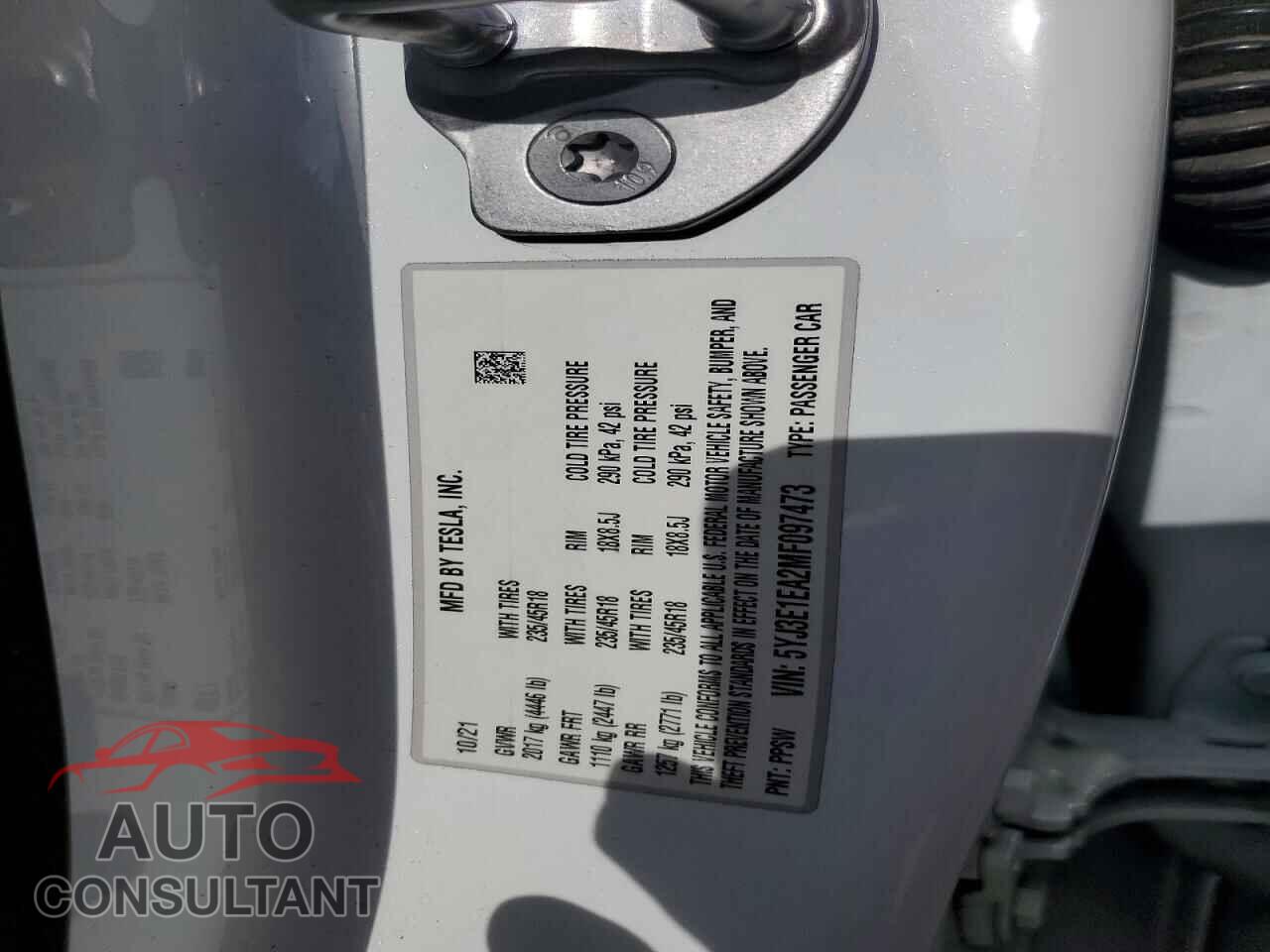TESLA MODEL 3 2021 - 5YJ3E1EA2MF097473