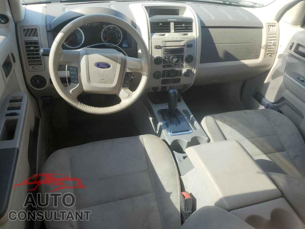 FORD ESCAPE 2010 - 1FMCU0DG2AKD16459