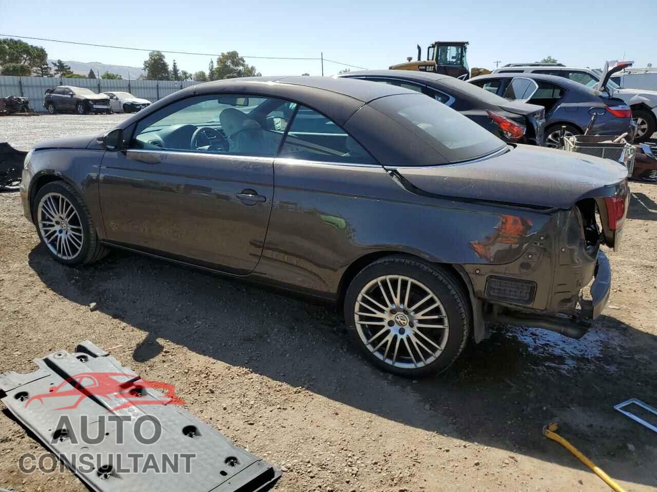VOLKSWAGEN EOS 2012 - WVWFW7AH3CV010728