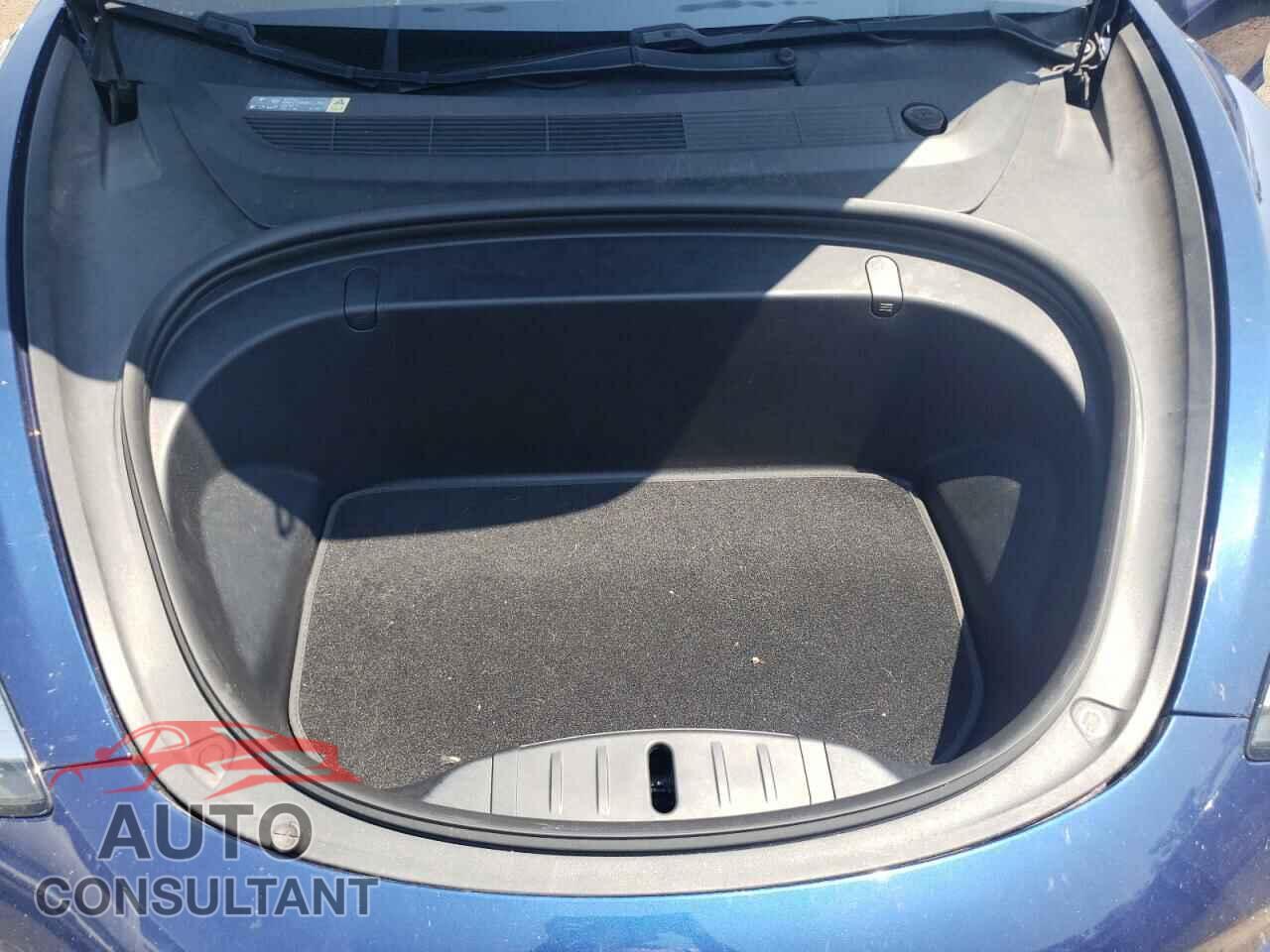 TESLA MODEL 3 2018 - 5YJ3E1EA6JF037854