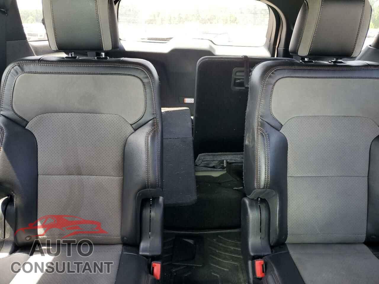 FORD EXPLORER 2017 - 1FM5K7D85HGB59863