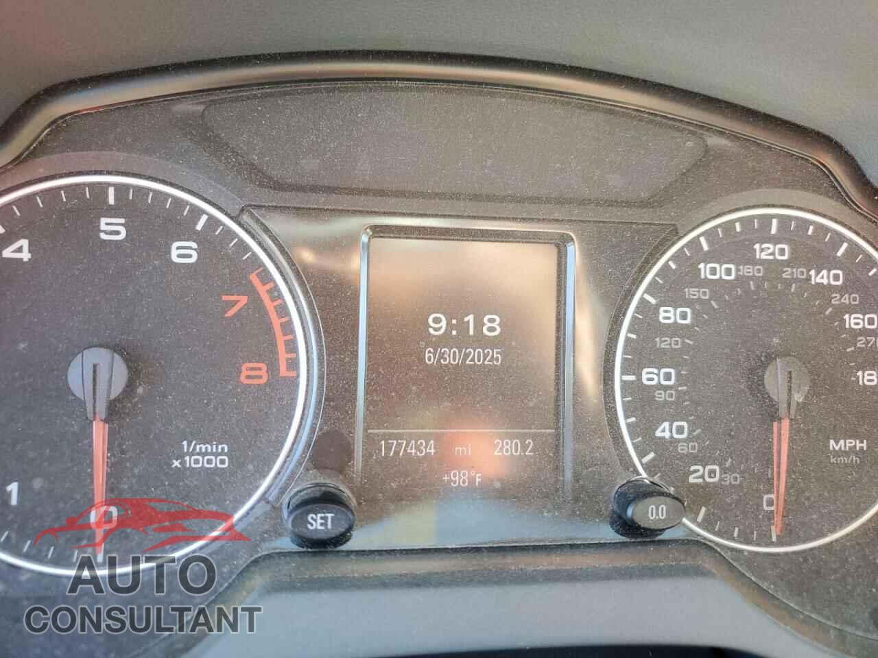 AUDI Q5 2012 - WA1LFAFP9CA097665