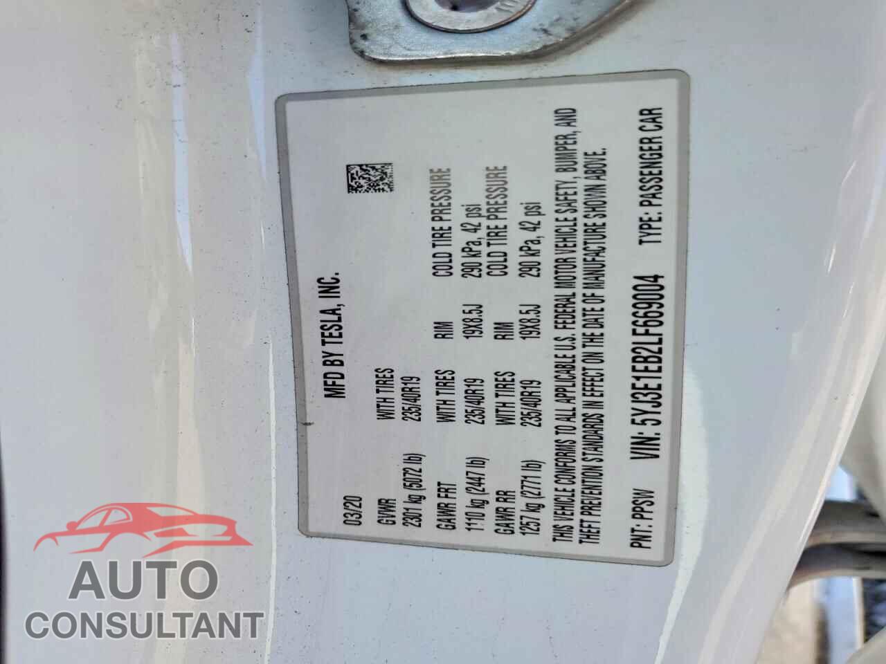 TESLA MODEL 3 2020 - 5YJ3E1EB2LF669004