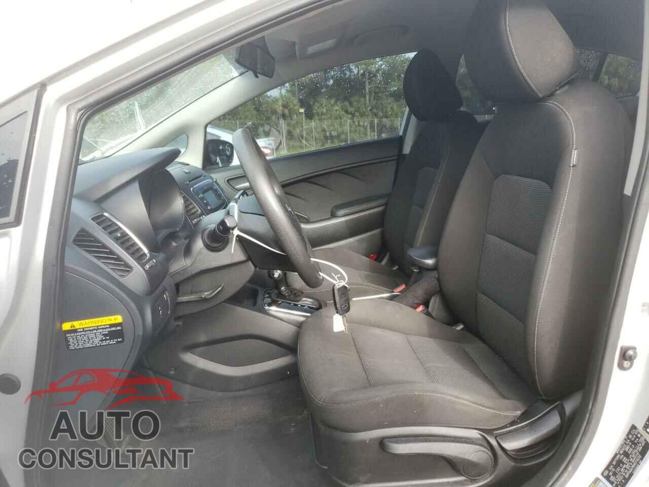 KIA FORTE 2017 - 3KPFK4A78HE016232