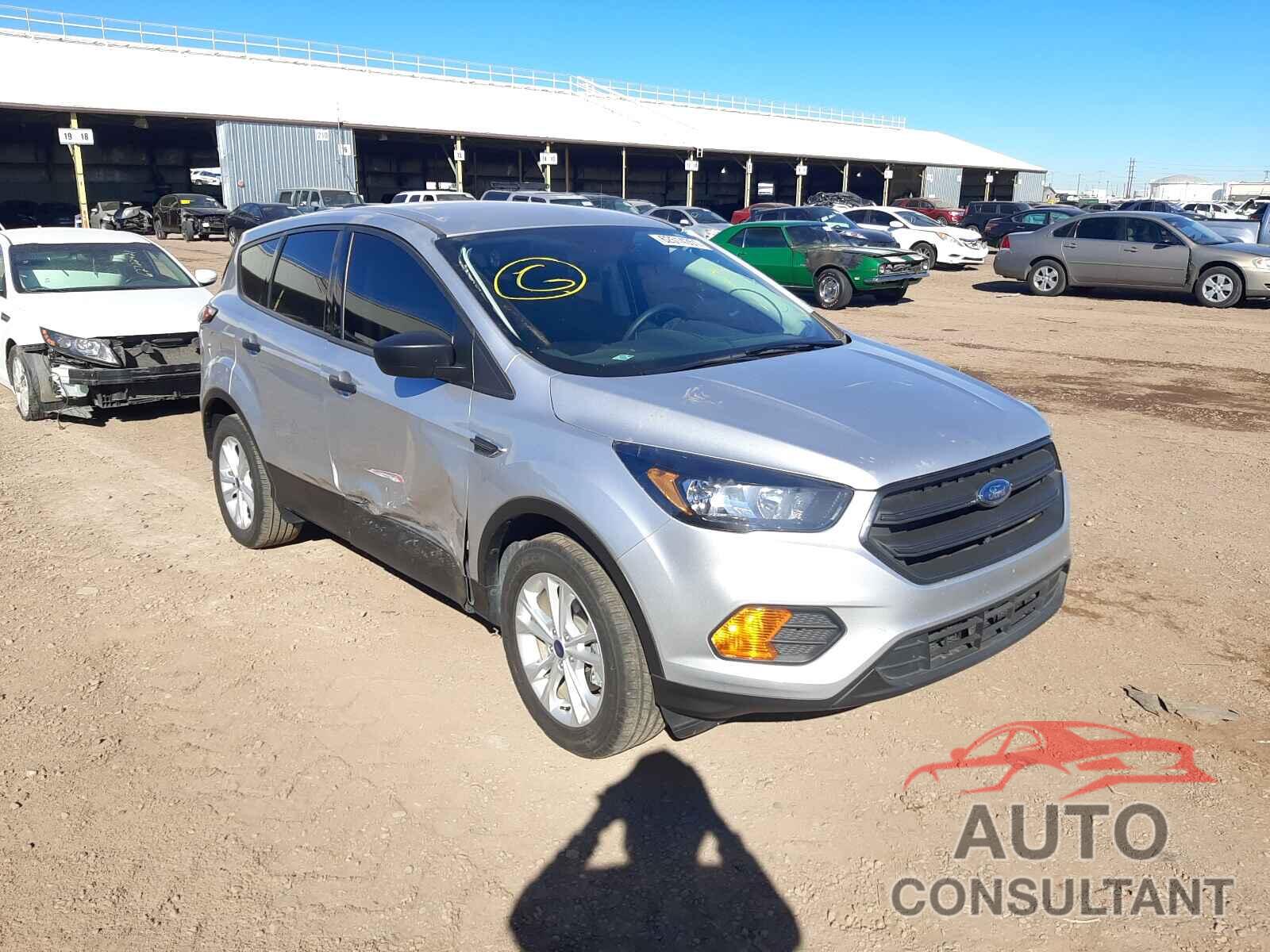 FORD ESCAPE 2018 - 1FMCU0F7XJUB14261