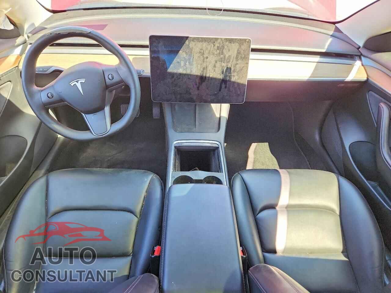 TESLA MODEL 3 2021 - 5YJ3E1EA5MF092672