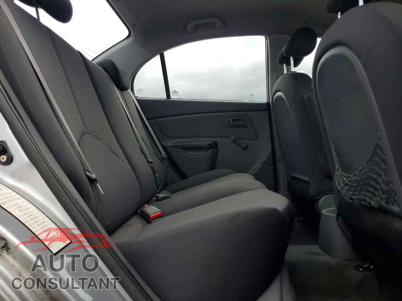 KIA RIO 2011 - KNADH4A35B6949373