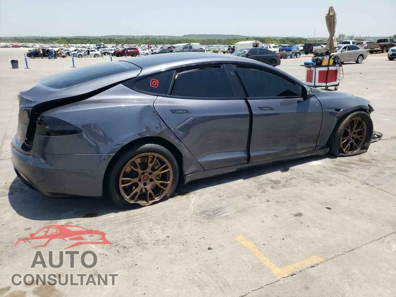 TESLA MODEL S 2022 - 5YJSA1E62NF474145