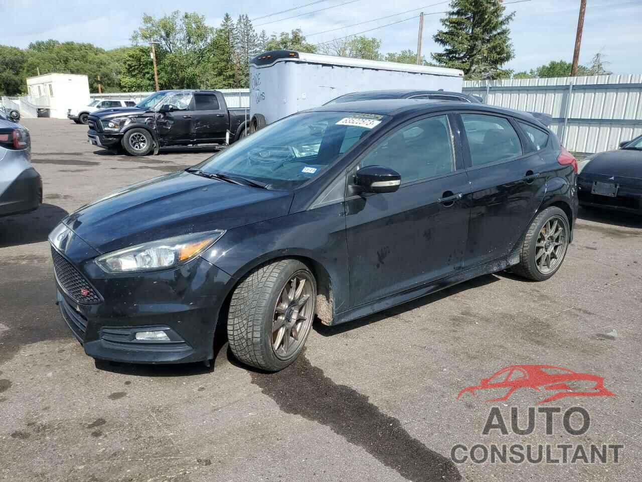 FORD FOCUS 2017 - 1FADP3L91HL210146