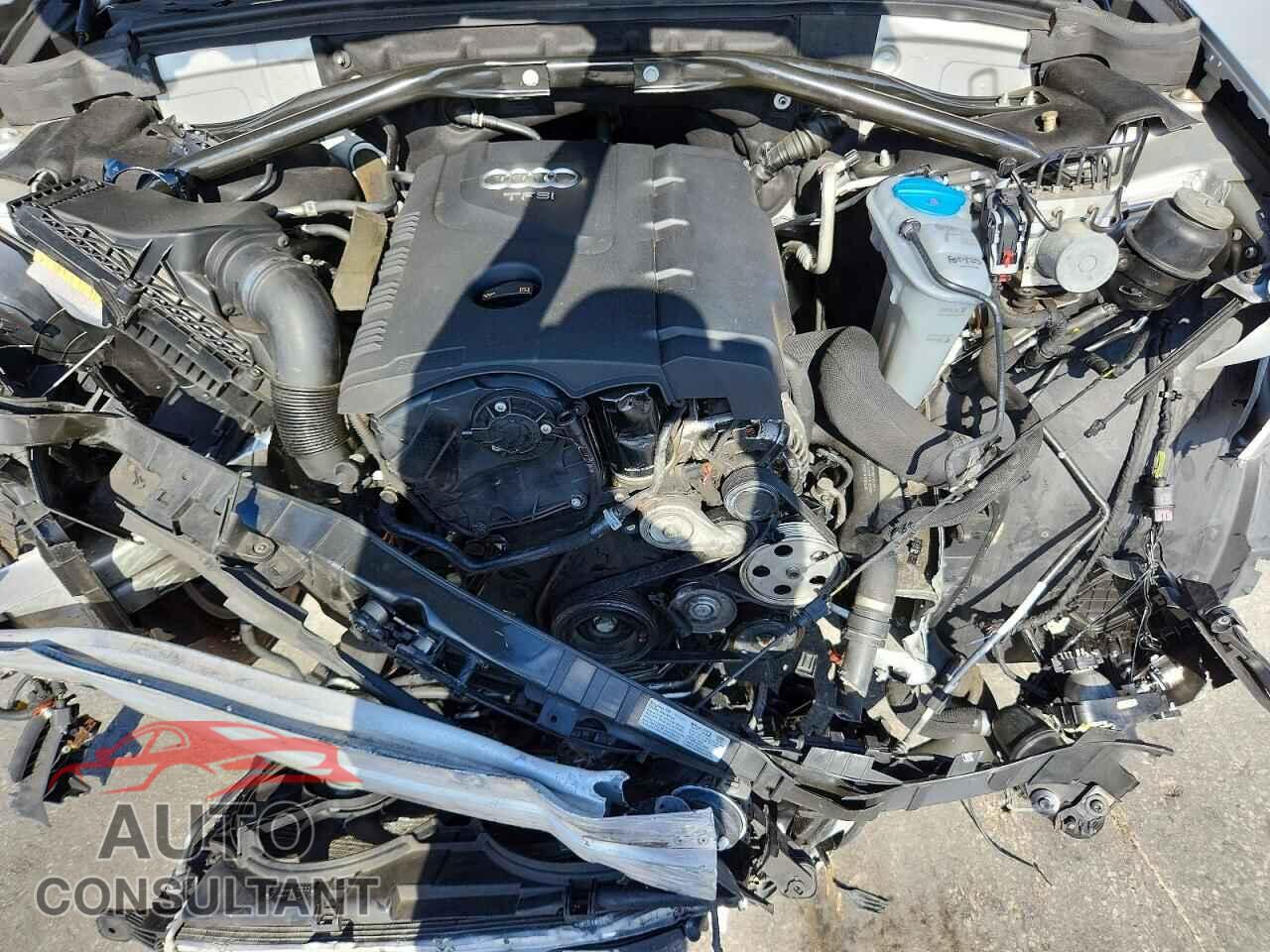 AUDI Q5 2012 - WA1LFAFP1CA132182