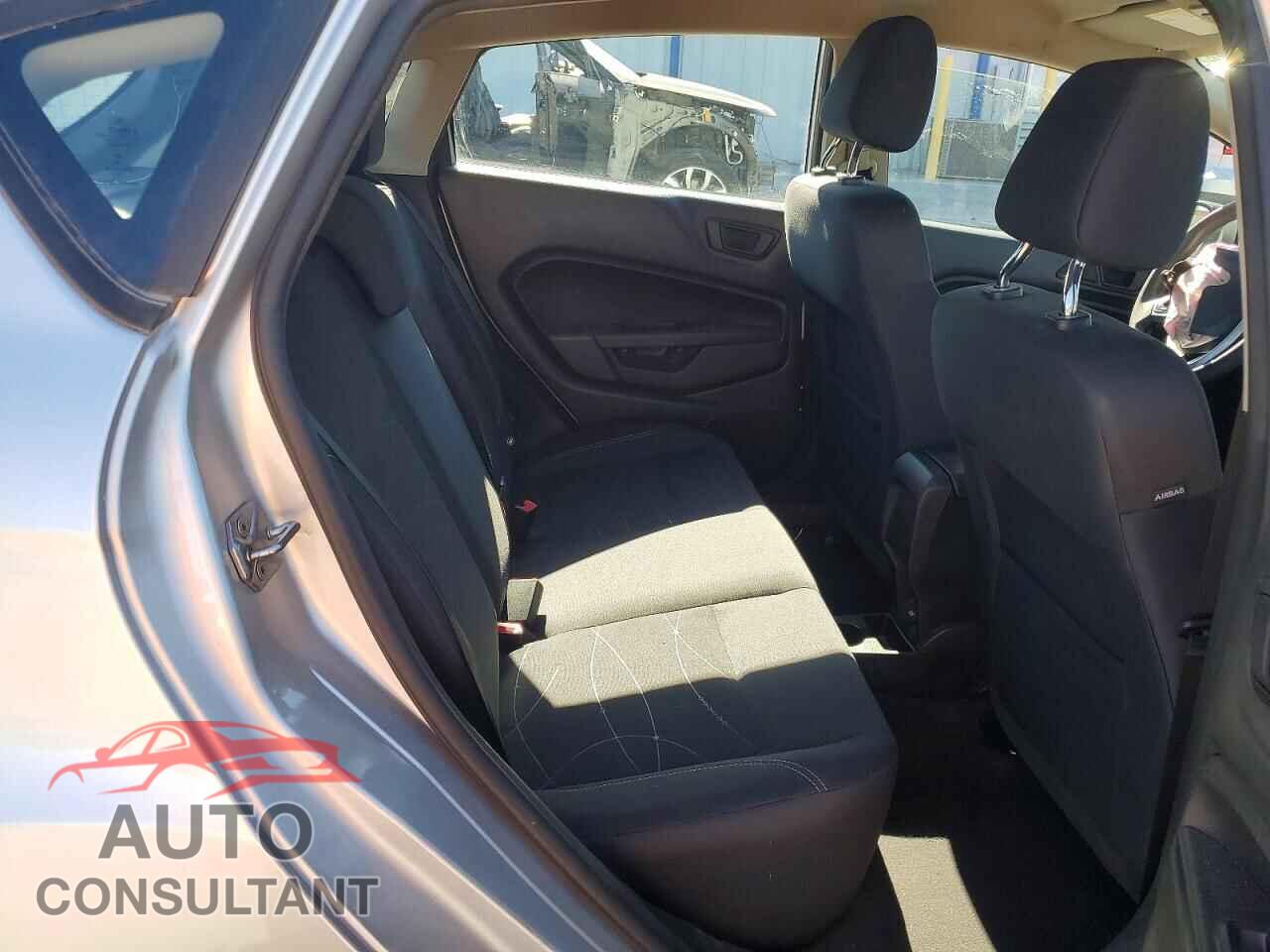 FORD FIESTA 2017 - 3FADP4EJ9HM154193