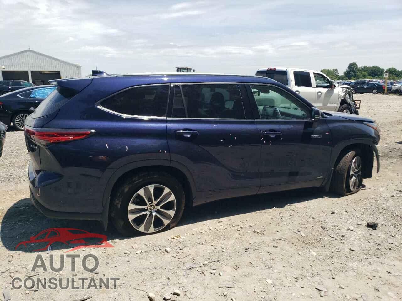 TOYOTA HIGHLANDER 2021 - 5TDGBRCH7MS529544