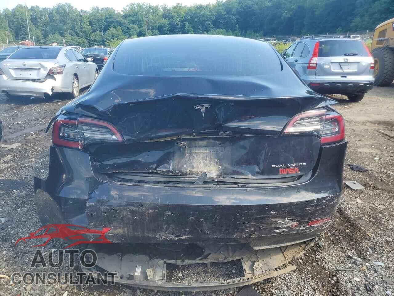 TESLA MODEL 3 2018 - 5YJ3E1EB0JF097072
