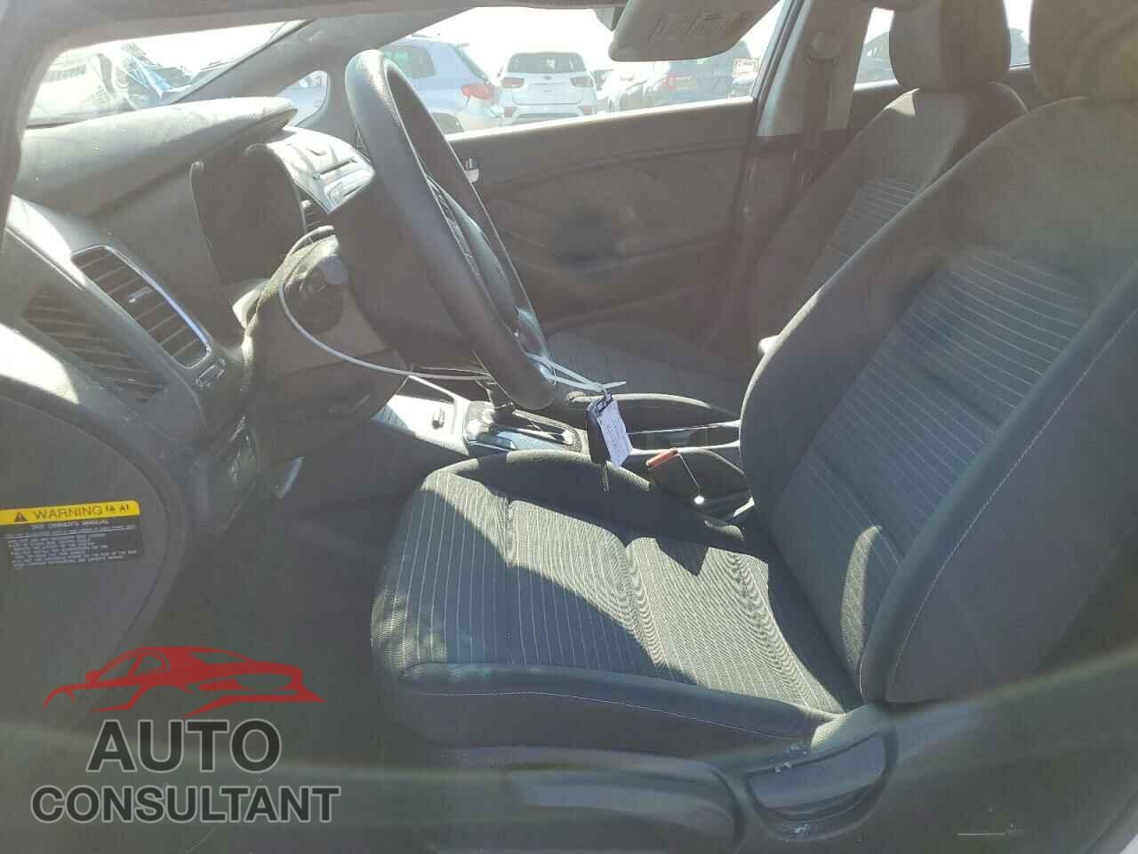 KIA FORTE 2017 - 3KPFL4A75HE056247