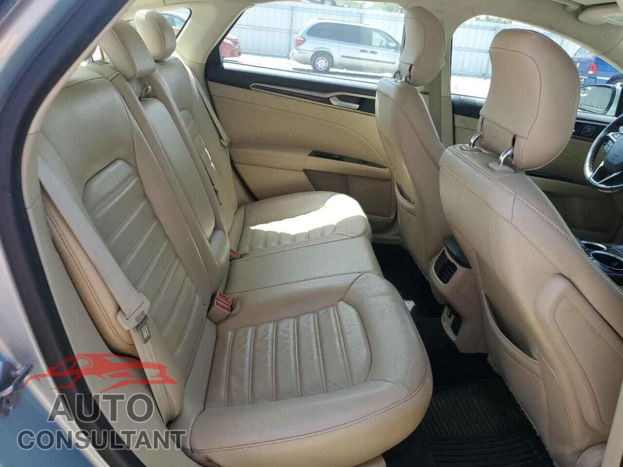 FORD FUSION 2013 - 3FA6P0PU0DR285647