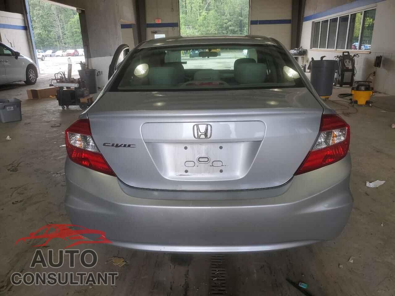 HONDA CIVIC 2012 - 2HGFB2E53CH530520