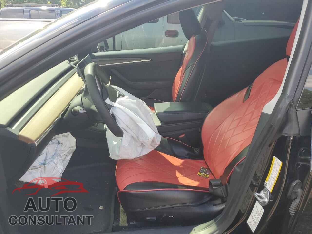 TESLA MODEL 3 2021 - 5YJ3E1EA1MF095911