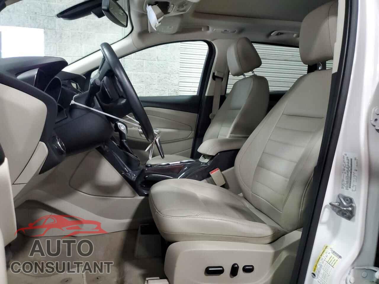 FORD ESCAPE 2014 - 1FMCU9J97EUE12947