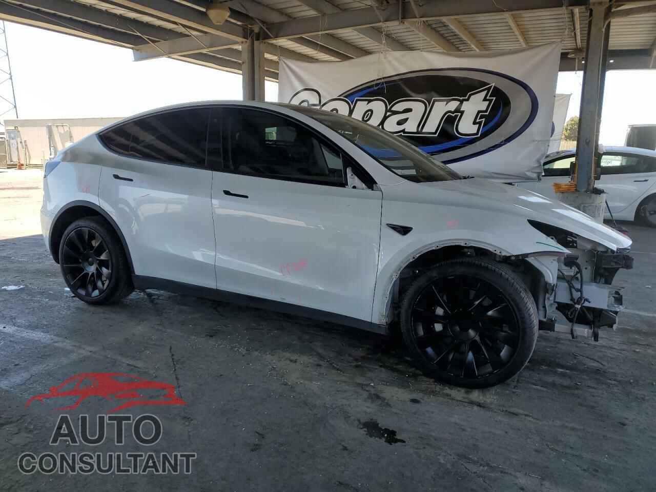 TESLA MODEL Y 2020 - 5YJYGDEE8LF027012