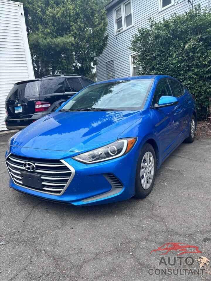 HYUNDAI ELANTRA 2017 - KMHD74LF8HU304388