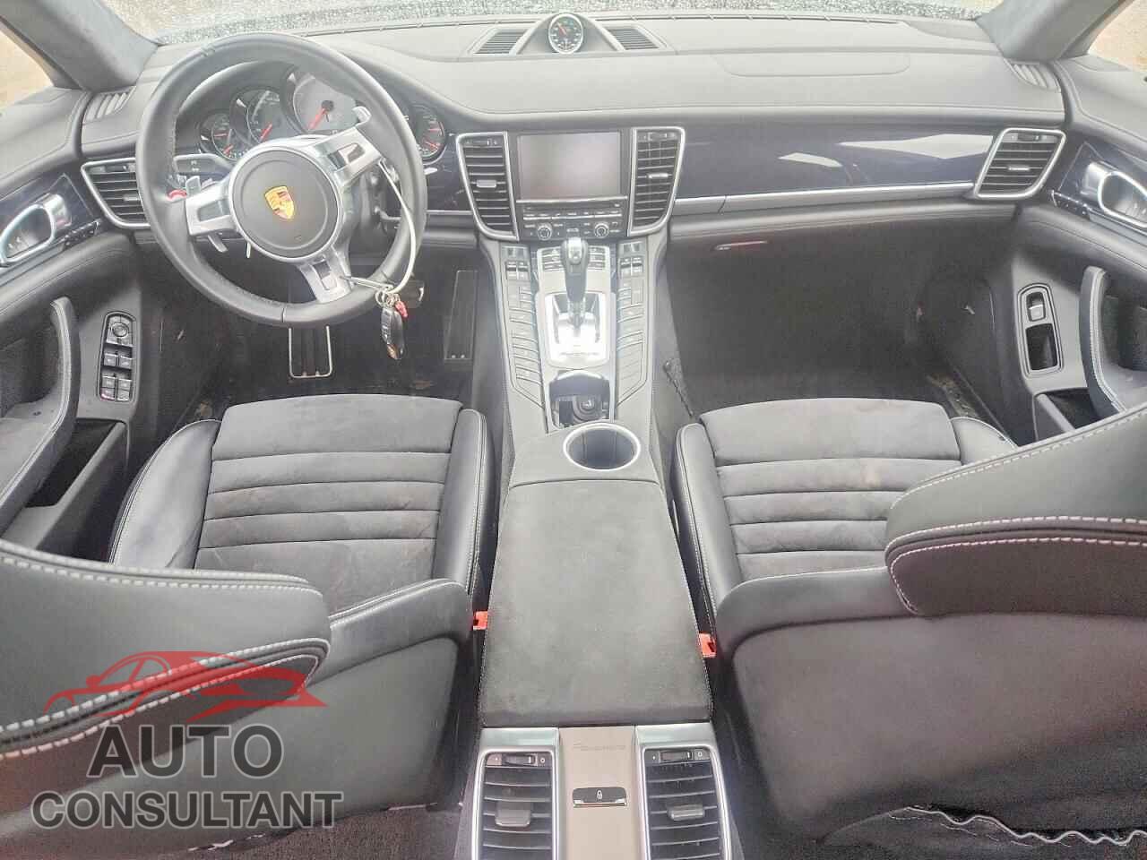 PORSCHE PANAMERA 2016 - WP0AF2A71GL080802