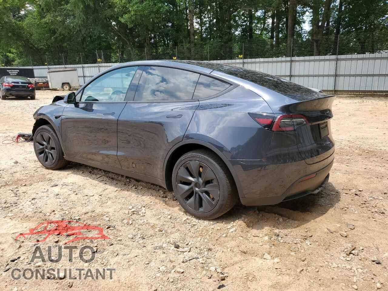 TESLA MODEL Y 2024 - 7SAYGDED3RF109250