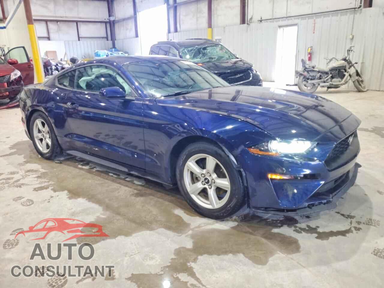 FORD MUSTANG 2018 - 1FA6P8TH8J5120306