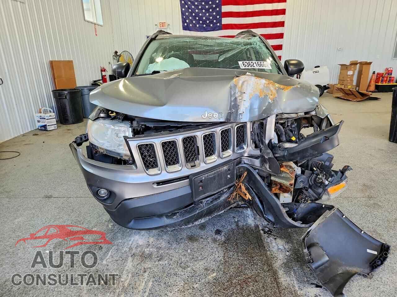 JEEP COMPASS 2011 - 1J4NF1FB1BD244443