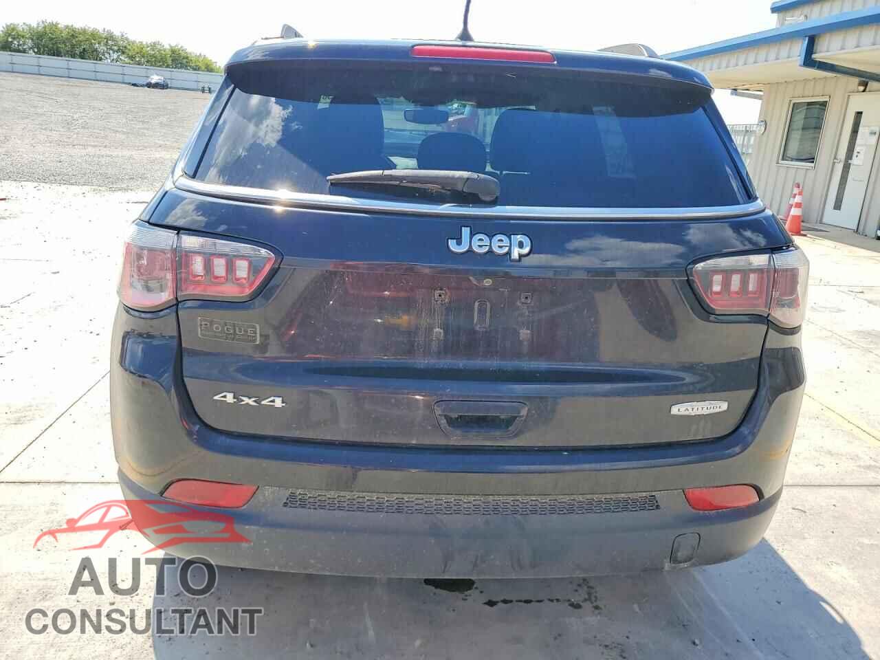 JEEP COMPASS 2018 - 3C4NJDBB6JT246094