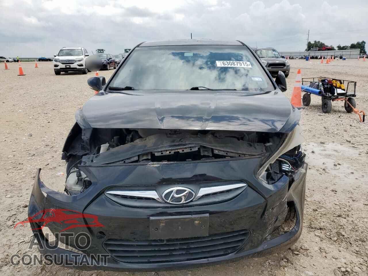 HYUNDAI ACCENT 2013 - KMHCU5AE2DU082705
