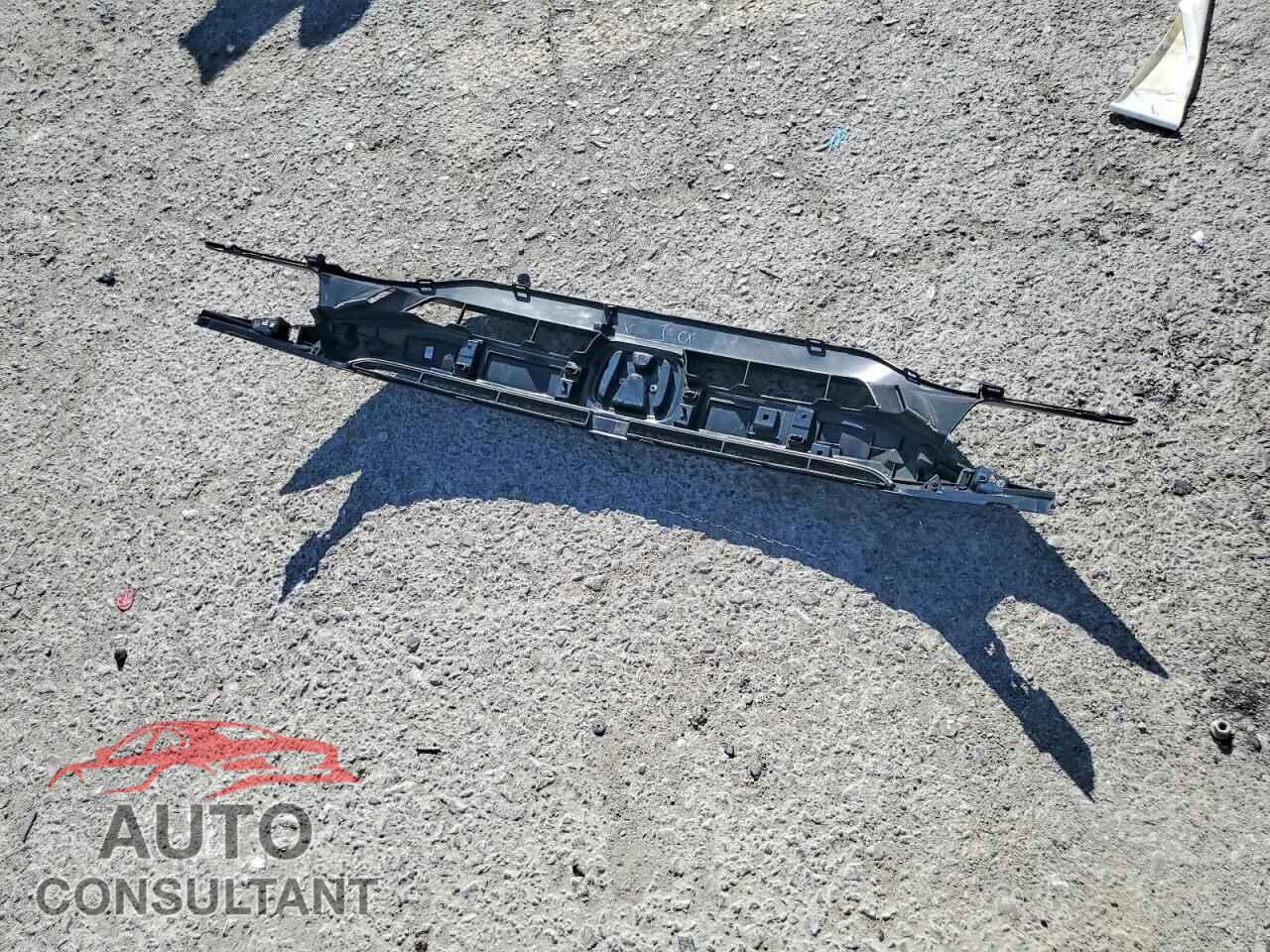 HONDA CIVIC 2019 - 2HGFC4B62KH308443