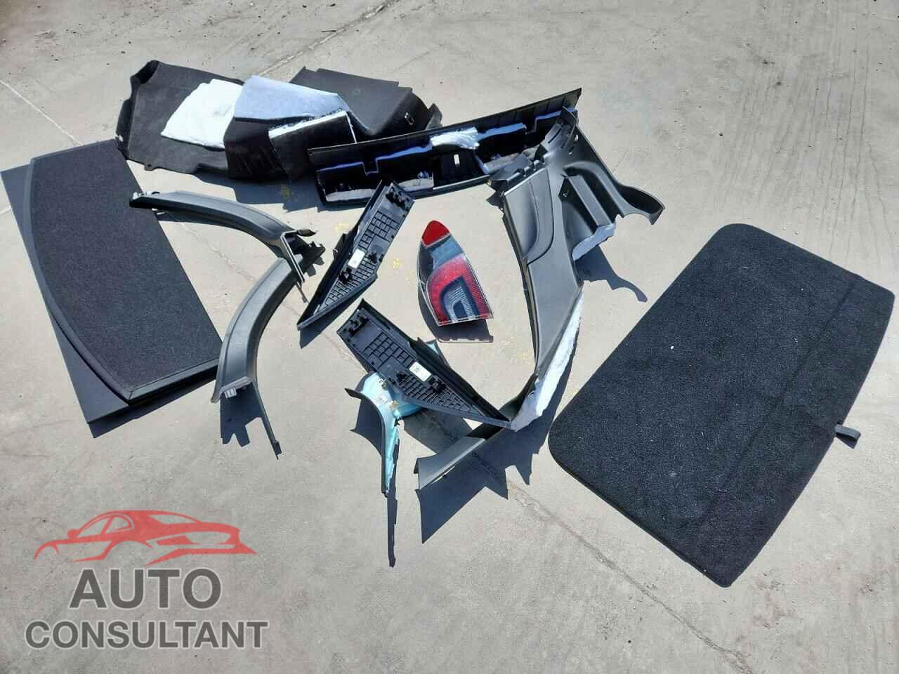 TESLA MODEL S 2021 - 5YJSA1E42MF426965