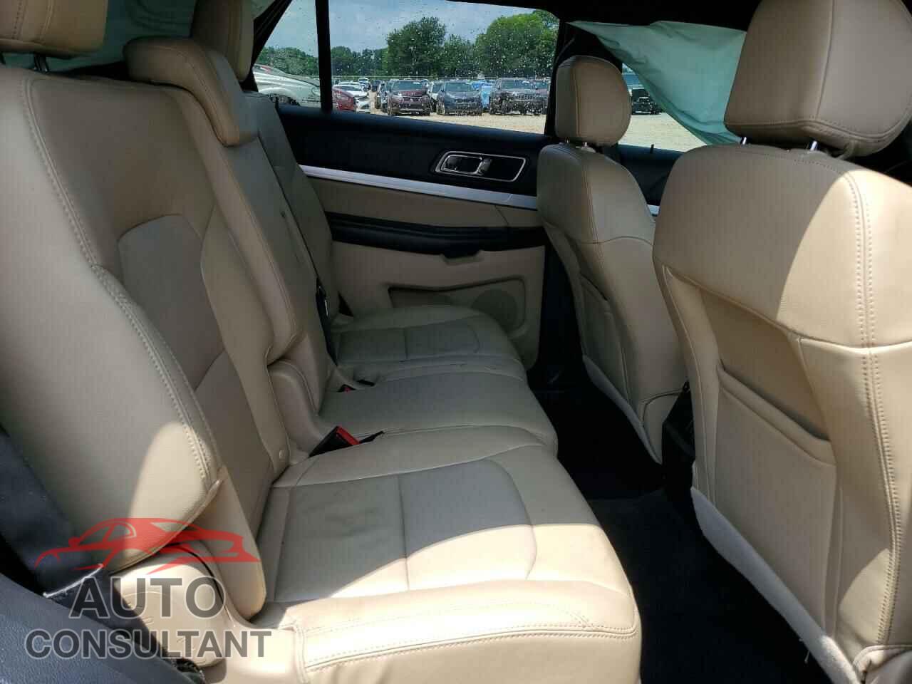 FORD EXPLORER 2016 - 1FM5K7D82GGA30221