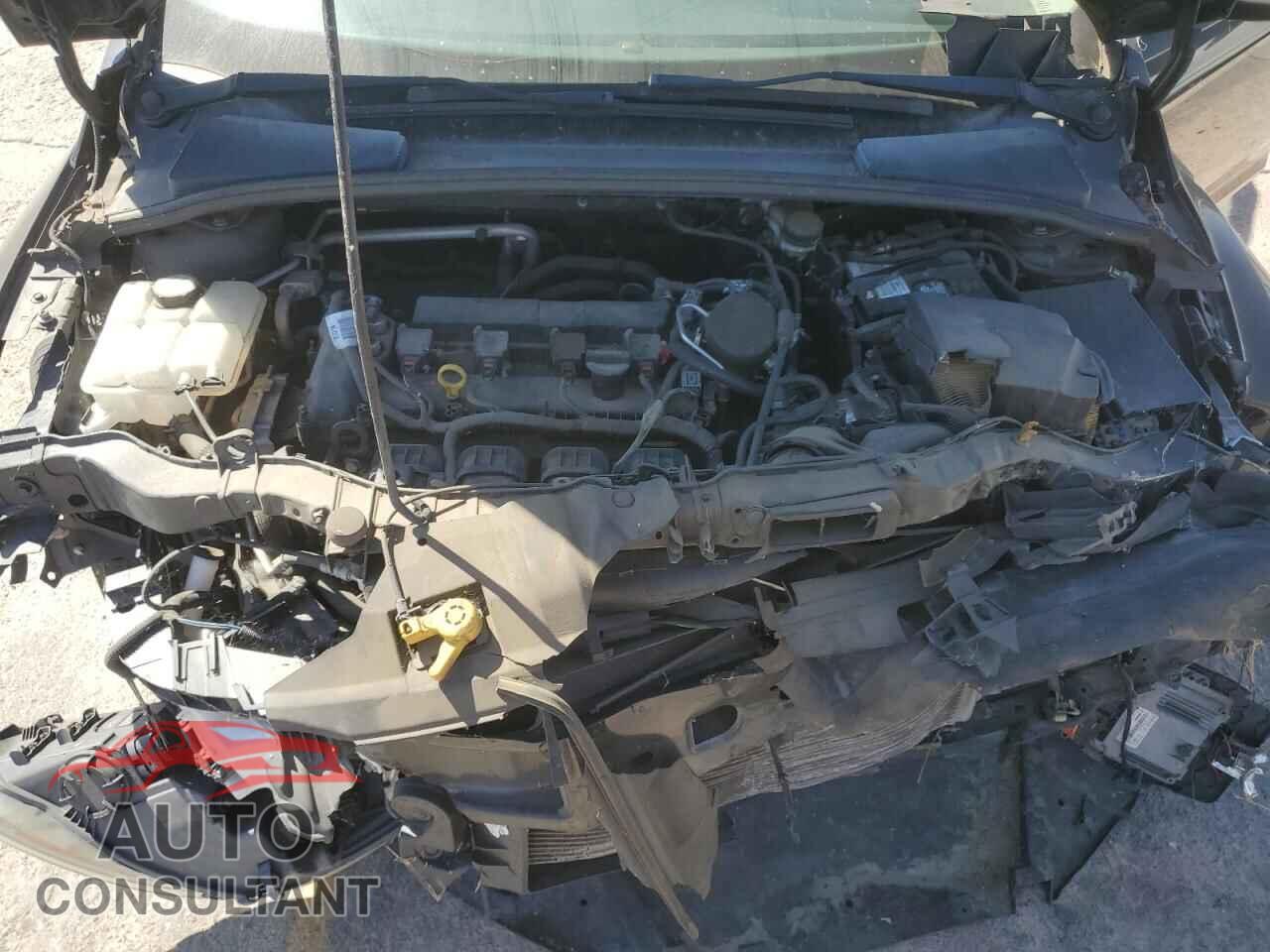 FORD FOCUS 2014 - 1FADP3F25EL210063