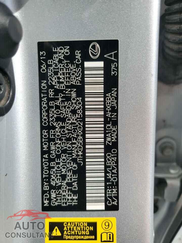 LEXUS CT 200 2013 - JTHKD5BHXD2158304