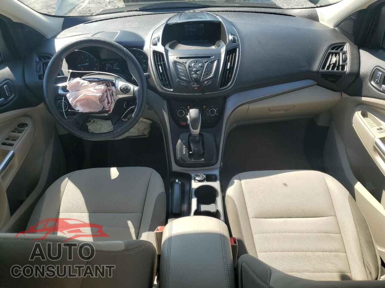 FORD ESCAPE 2015 - 1FMCU0GX9FUB40050