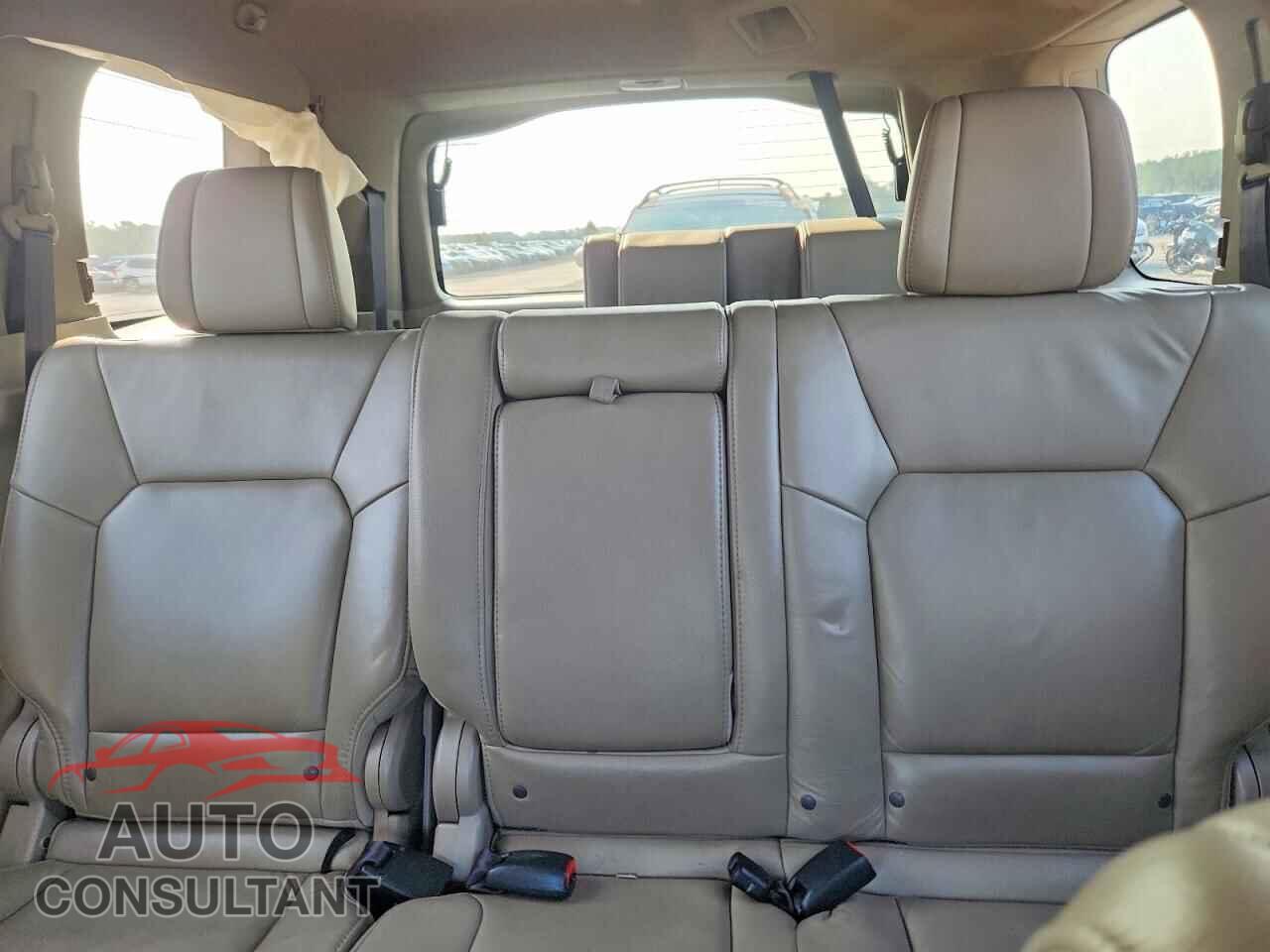 HONDA PILOT 2013 - 5FNYF4H53DB005404