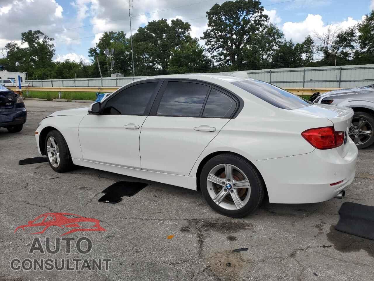 BMW 3 SERIES 2015 - WBA3C1C52FK120927
