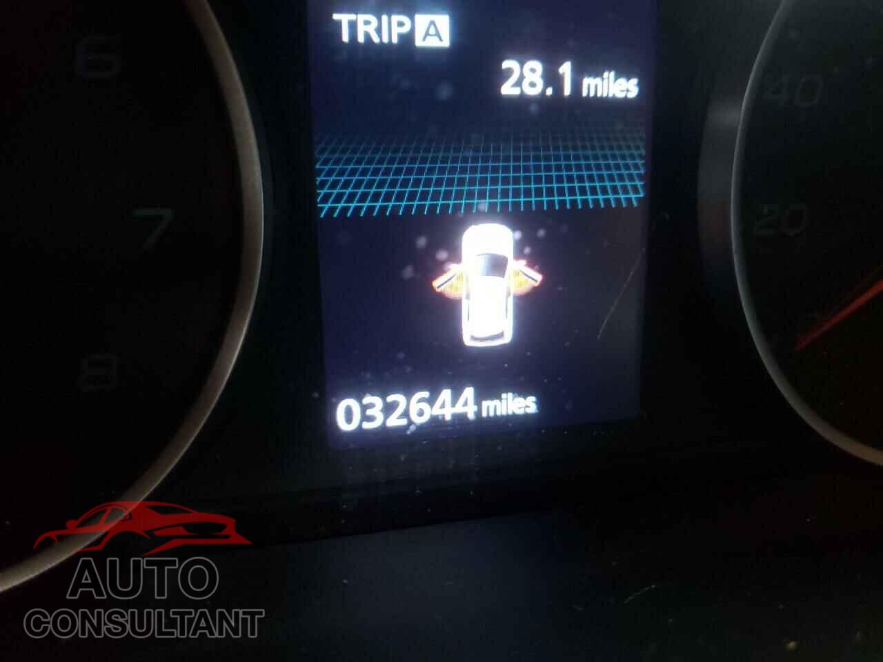 MITSUBISHI ECLIPSE 2018 - JA4AT5AAXJZ043378