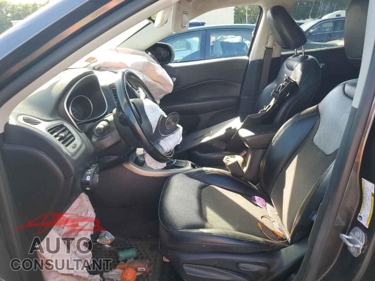 JEEP COMPASS 2020 - 3C4NJDBB8LT100749