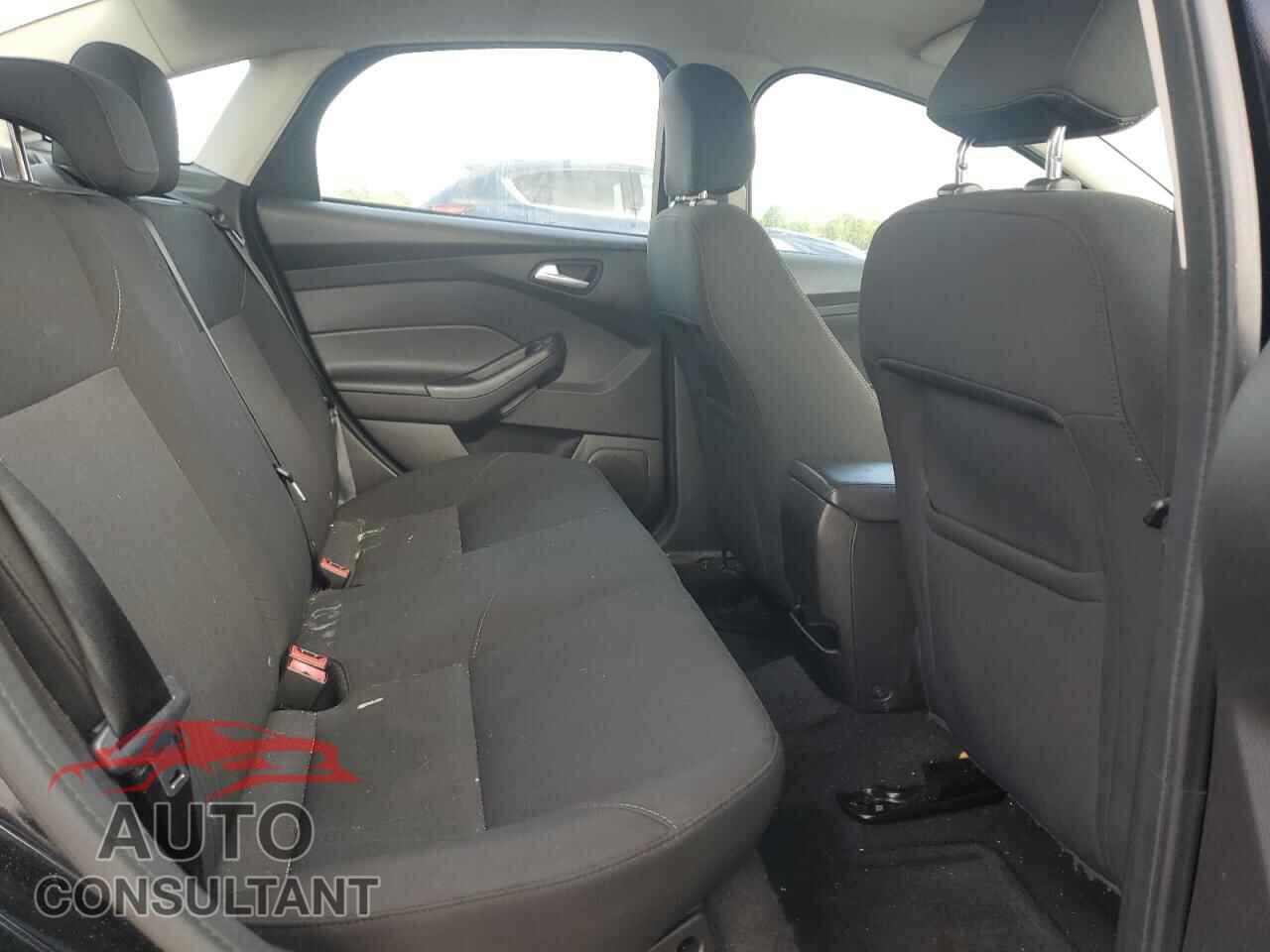 FORD FOCUS 2016 - 1FADP3F20GL358415