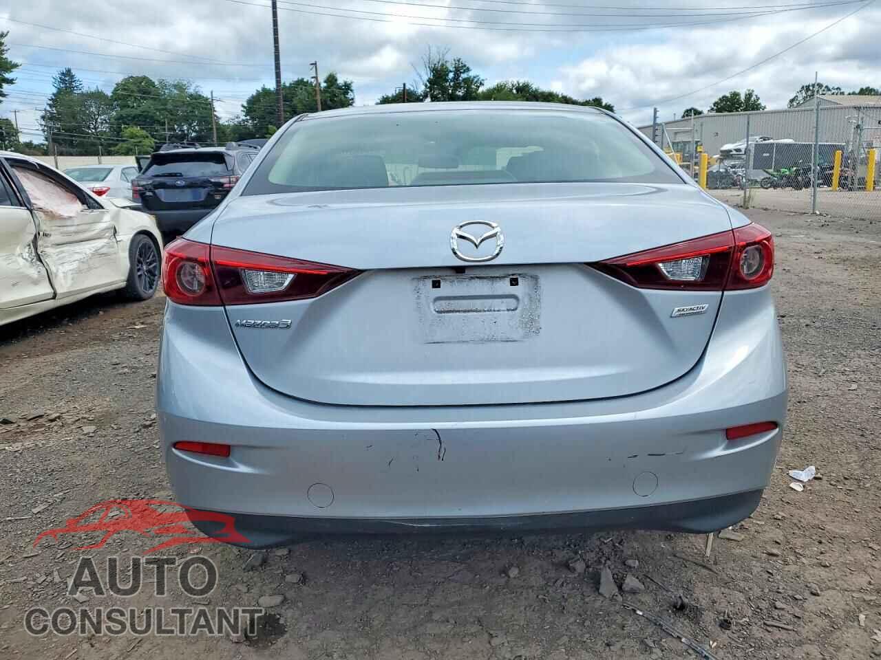 MAZDA 3 2017 - 3MZBN1U70HM135511